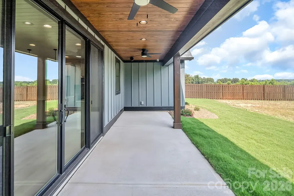 104 Hidden Cove Road Norwood NC 28128
