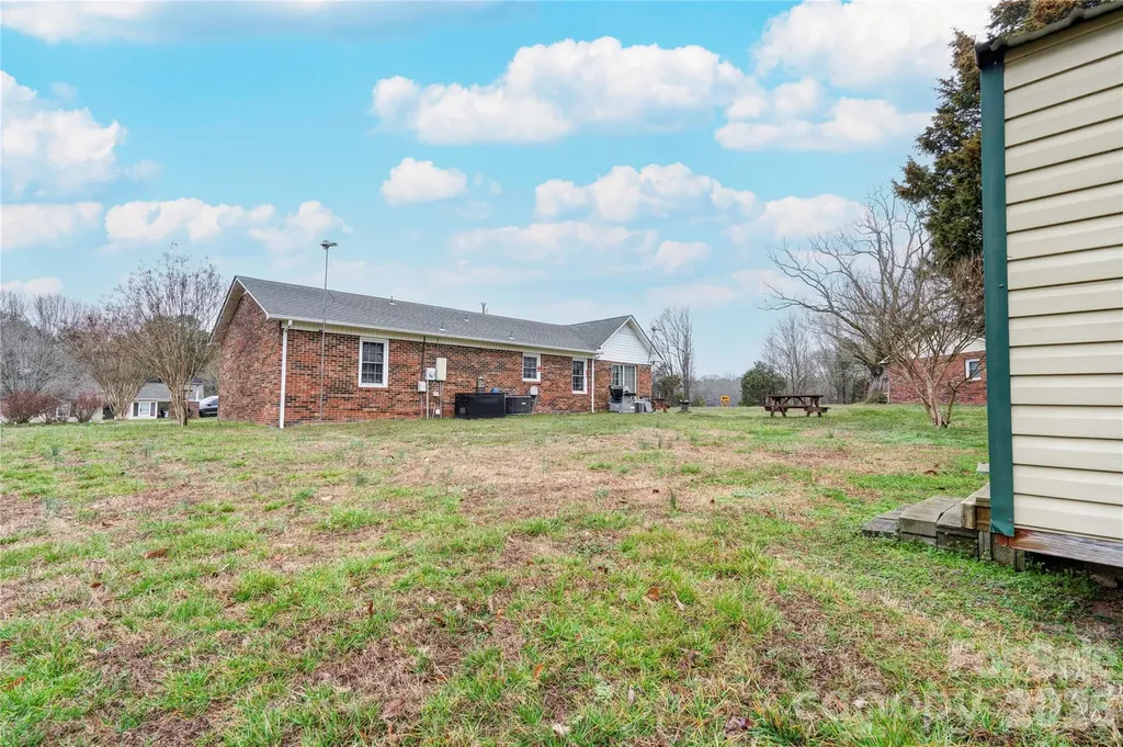 111 Hicks Road Grover NC 28073