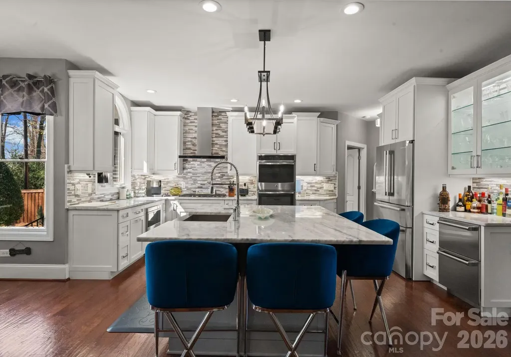 141 Sardis Lane Charlotte NC 28270