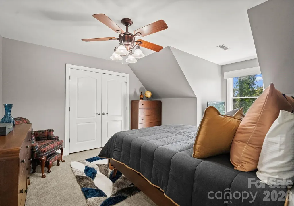 141 Sardis Lane Charlotte NC 28270