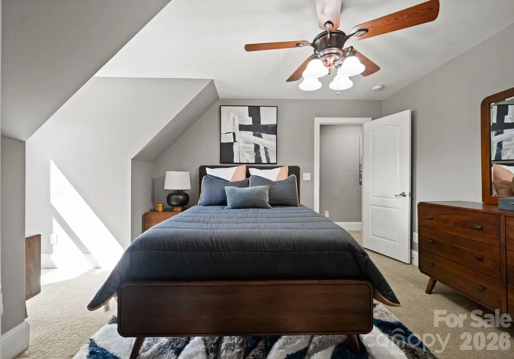 141 Sardis Lane Charlotte NC 28270