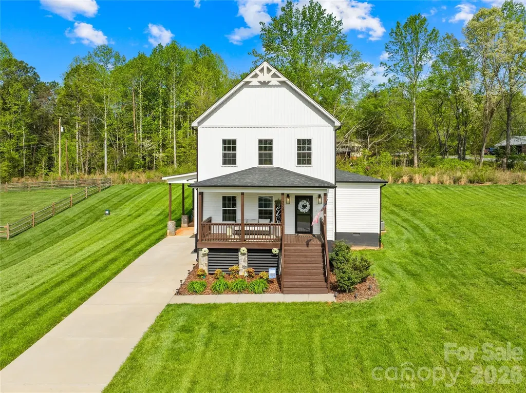 3240 Hoffman Acres Street Lincolnton NC 28092