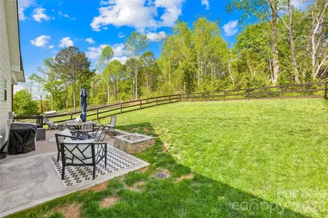 3240 Hoffman Acres Street Lincolnton NC 28092