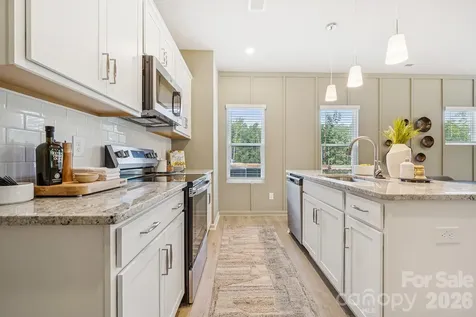4624 Lakeview Road Charlotte NC 28216