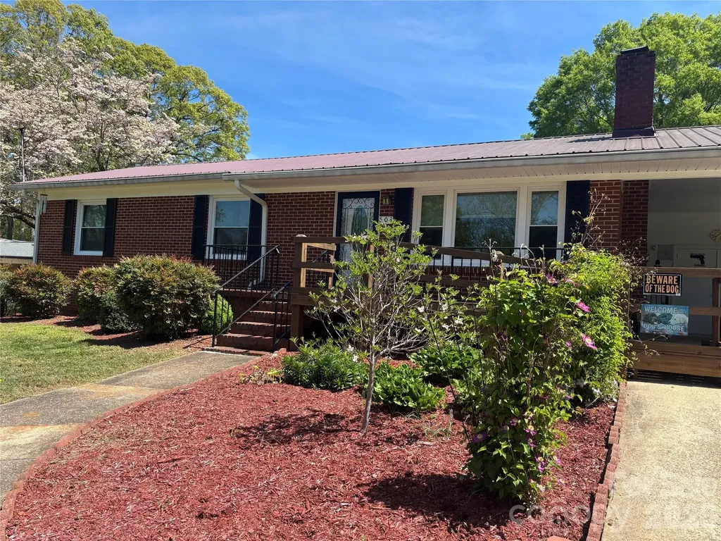 503 9th Avenue SW Conover NC 28613