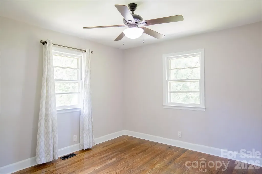 581 Clyde Drive Winston Salem NC 27104