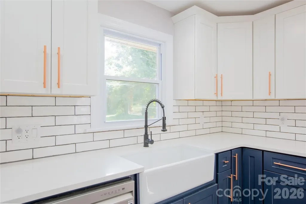 581 Clyde Drive Winston Salem NC 27104