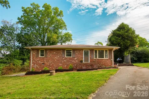 581 Clyde Drive Winston Salem NC 27104