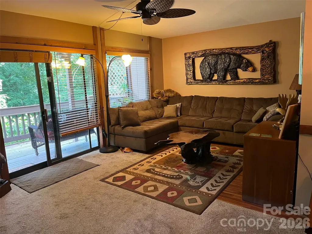 37 George Circle Maggie Valley NC 28751