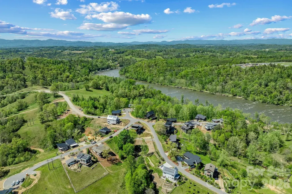 13 Tulip Poplar Trail Asheville NC 28804