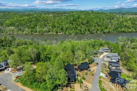 13 Tulip Poplar Trail Asheville NC 28804