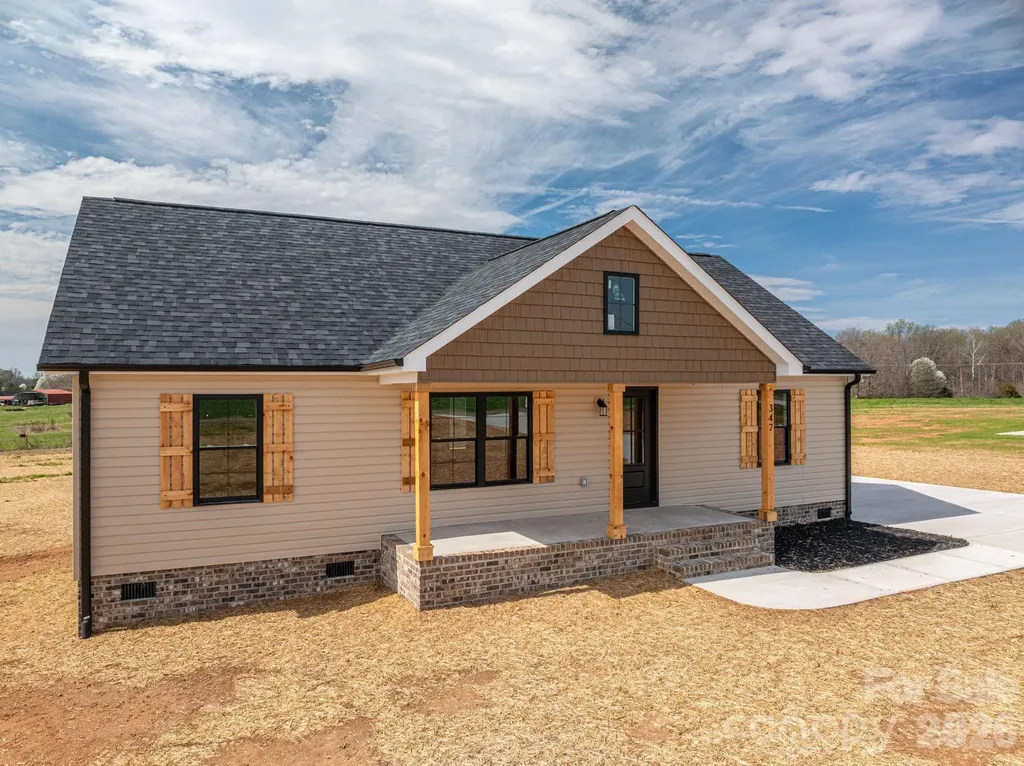 347 Old Belwood Road Lawndale NC 28090
