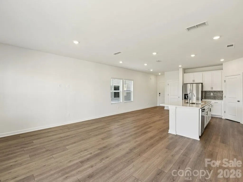 9005 Foggy Brook Loop Charlotte NC 28216