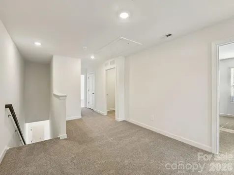 9005 Foggy Brook Loop Charlotte NC 28216