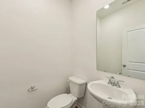 9005 Foggy Brook Loop Charlotte NC 28216