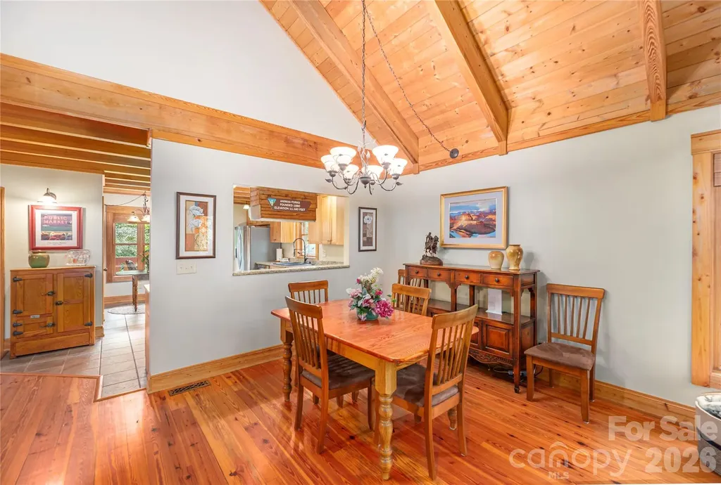116 Ivy Road Mills River NC 28759
