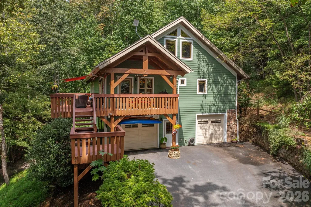 116 Ivy Road Mills River NC 28759