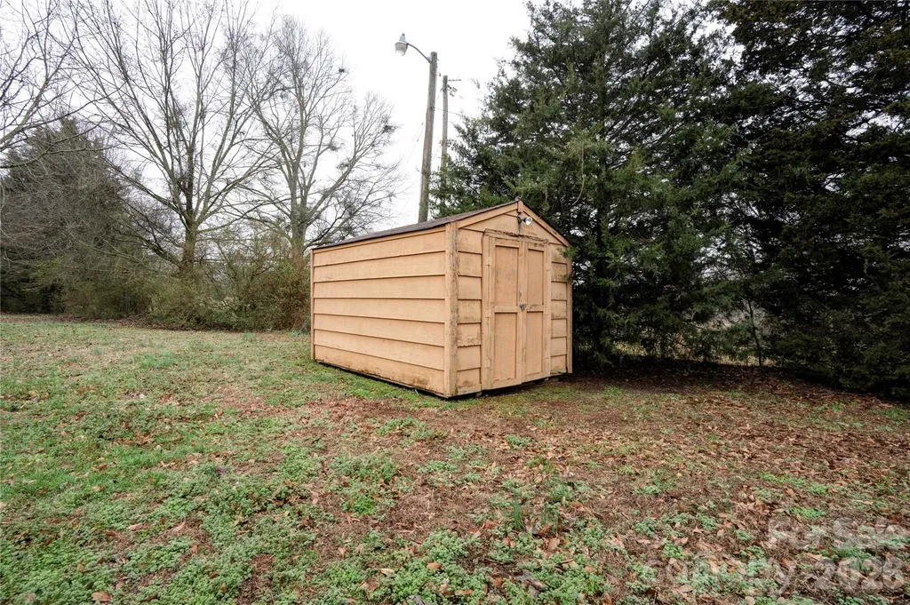 113 Hicks Road Grover NC 28073