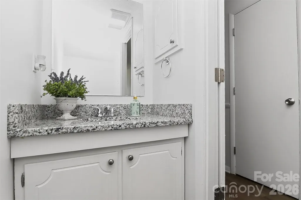 4605 Hedgemore Drive Charlotte NC 28209