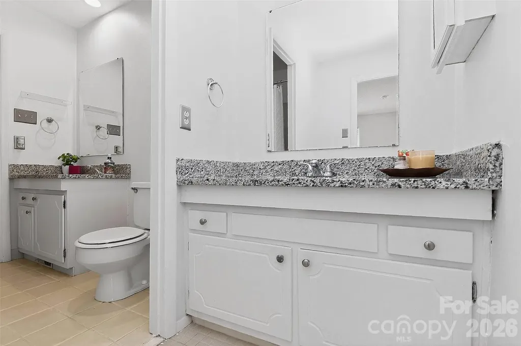 4605 Hedgemore Drive Charlotte NC 28209