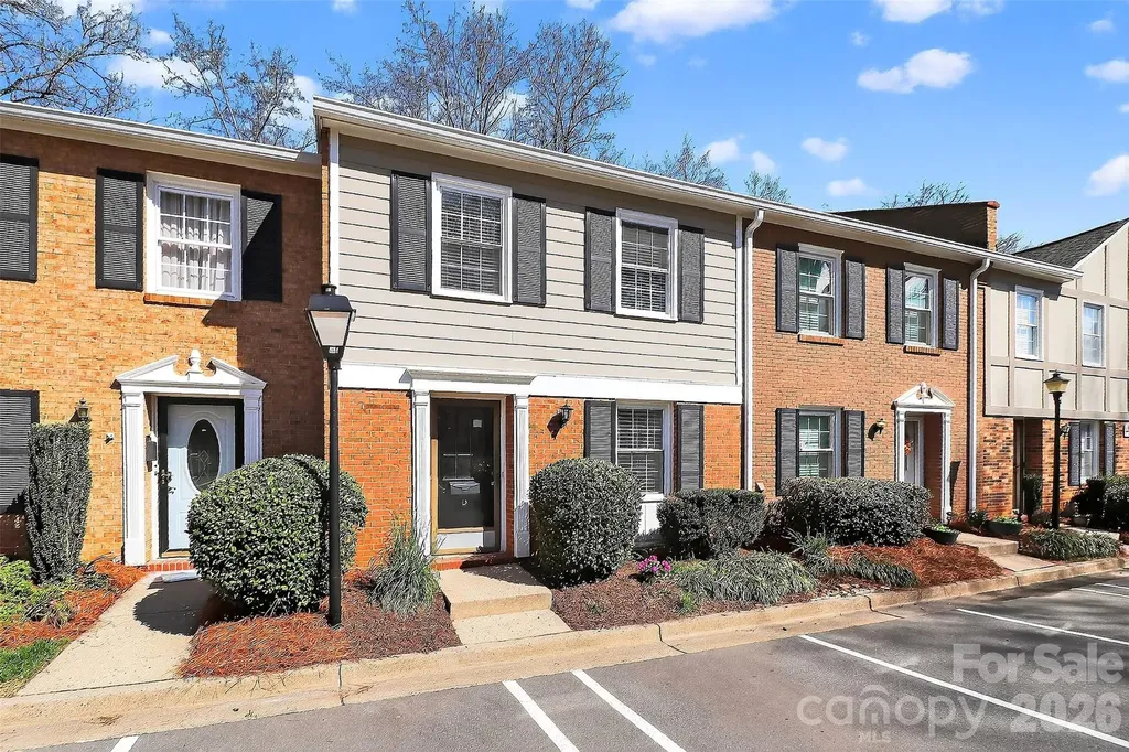 4605 Hedgemore Drive Charlotte NC 28209