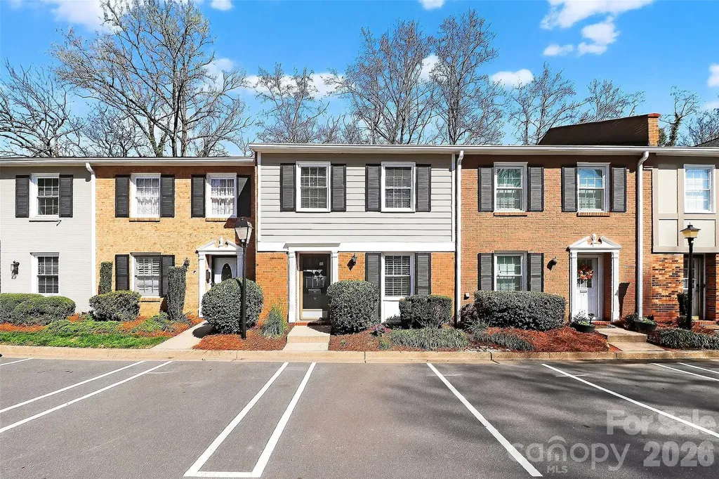 4605 Hedgemore Drive Charlotte NC 28209