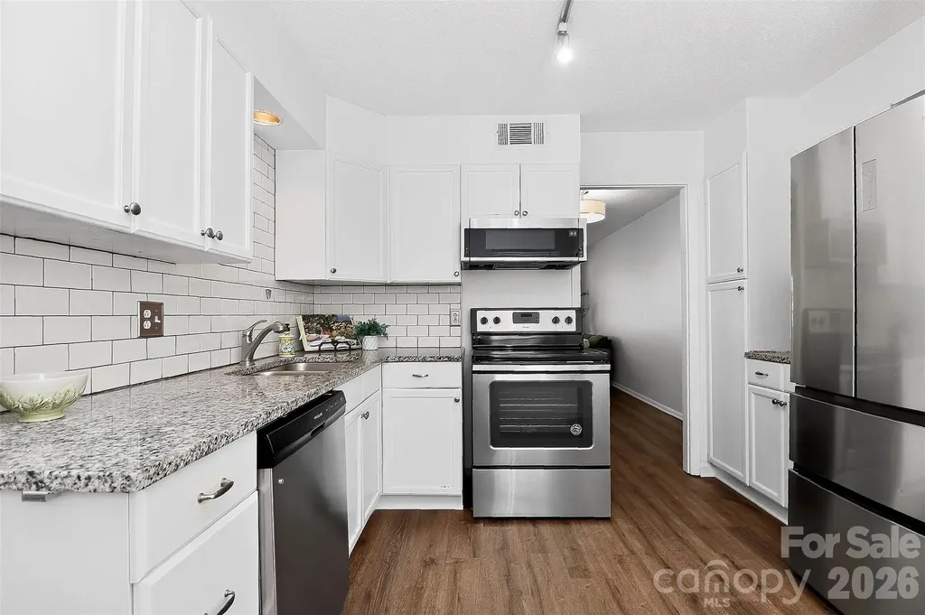 4605 Hedgemore Drive Charlotte NC 28209
