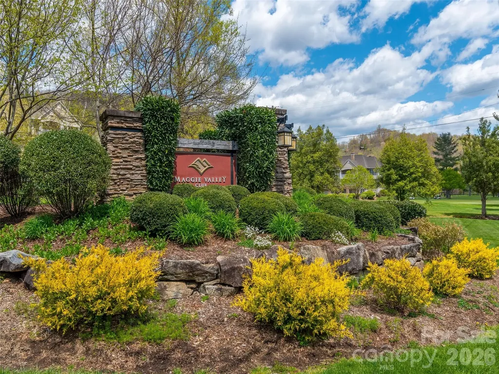 1650 Country Club Drive Maggie Valley NC 28751