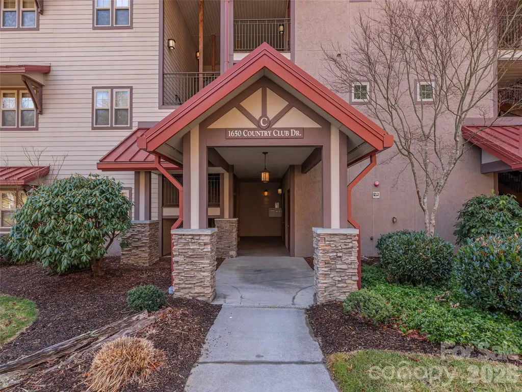 1650 Country Club Drive Maggie Valley NC 28751