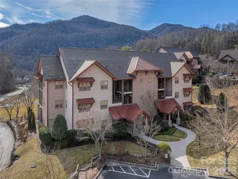 1650 Country Club Drive Maggie Valley NC 28751