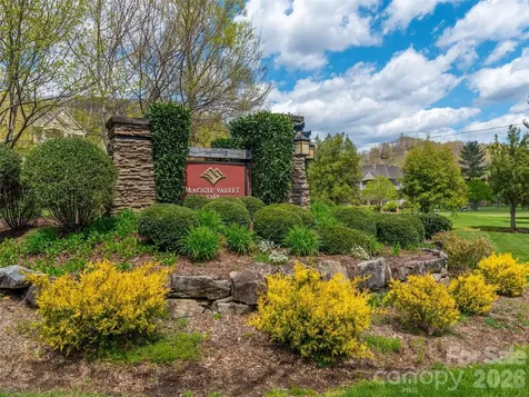 1650 Country Club Drive Maggie Valley NC 28751
