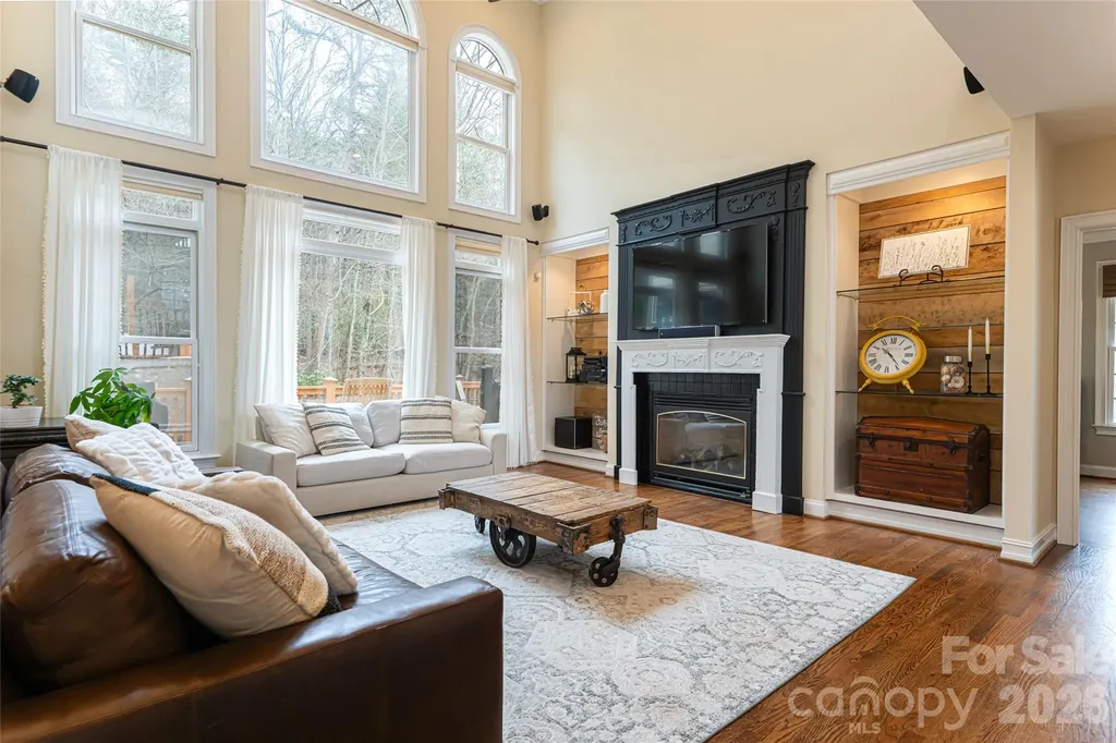 39 Windover Drive Asheville NC 28803
