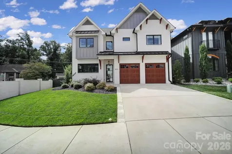 911 Laurel Creek Lane Charlotte NC 28211