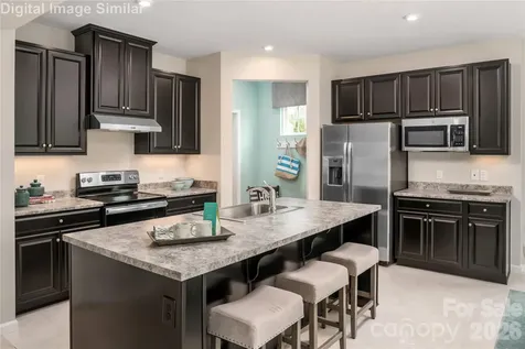 2063 Fernway Drive Charlotte NC 28216