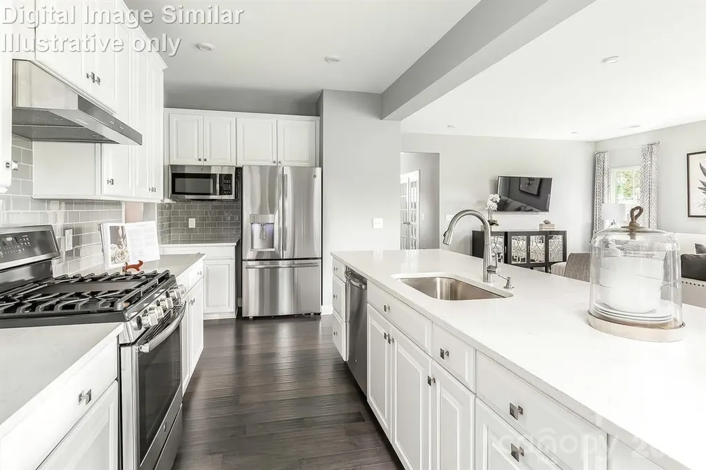 3966 Kelton Way Charlotte NC 28216
