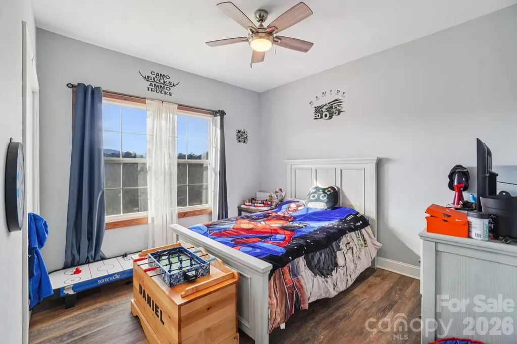 301 Mcginnis Drive Old Fort NC 28762