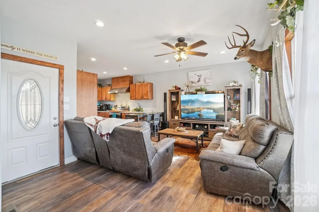 301 Mcginnis Drive Old Fort NC 28762