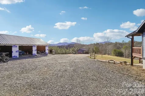 301 Mcginnis Drive Old Fort NC 28762