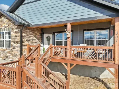 301 Mcginnis Drive Old Fort NC 28762