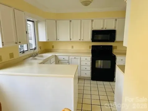 121 Burning Tree Lane Flat Rock NC 28731