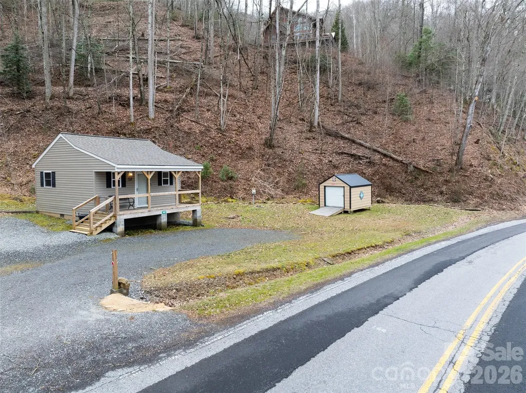 3807 Hwy 28 Highway Robbinsville NC 28771
