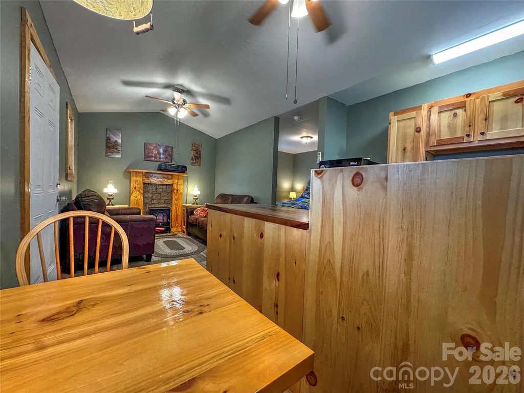 3807 Hwy 28 Highway Robbinsville NC 28771