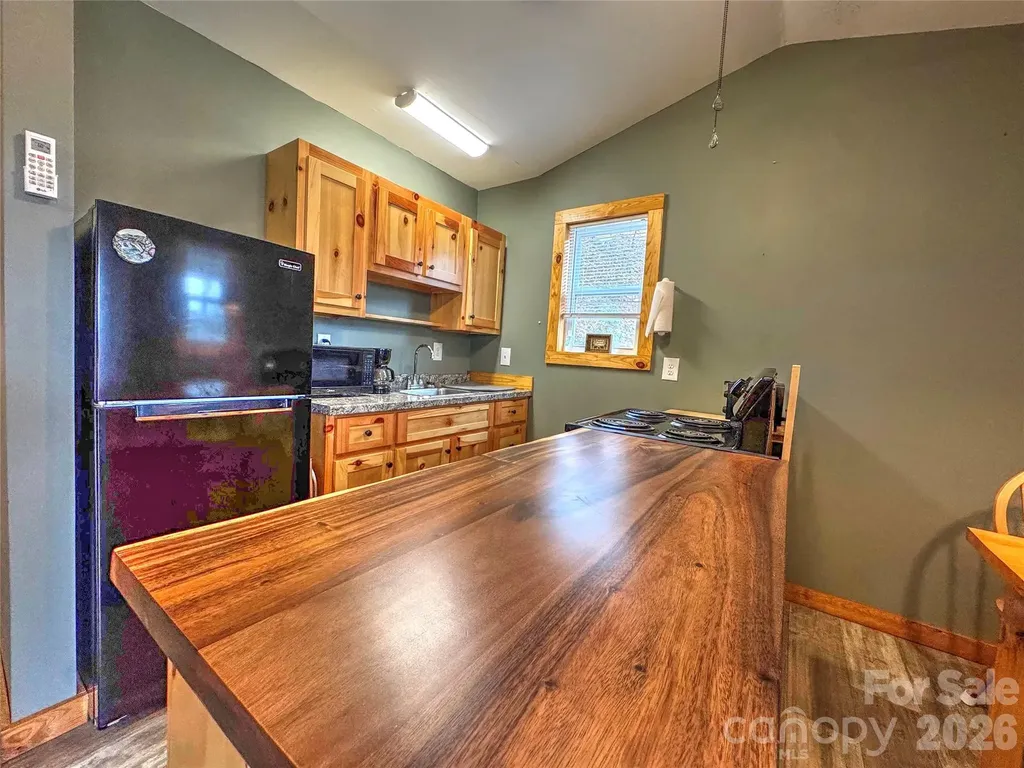 3807 Hwy 28 Highway Robbinsville NC 28771
