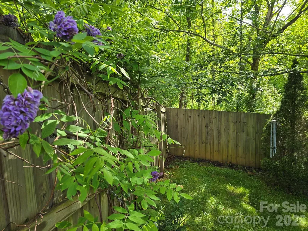 73 Dalya Road Swannanoa NC 28778