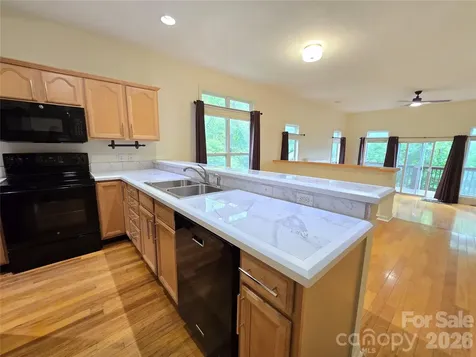 73 Dalya Road Swannanoa NC 28778