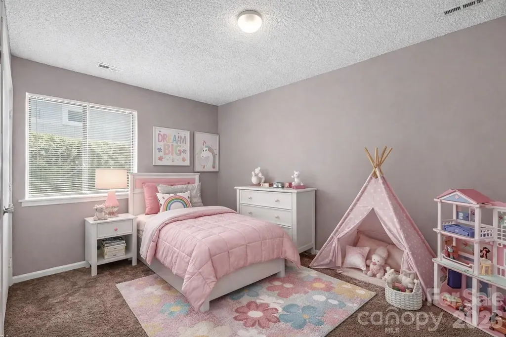 6107 Bent Tree Court Charlotte NC 28212