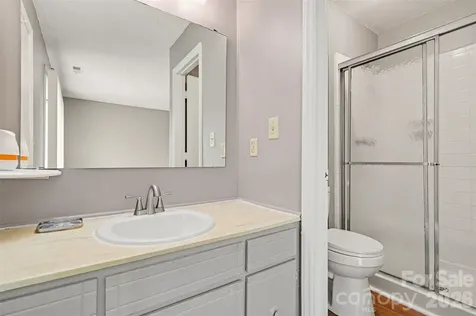 6107 Bent Tree Court Charlotte NC 28212