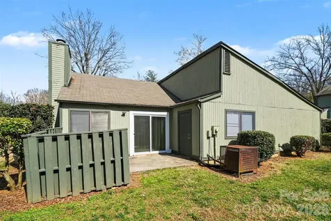 6107 Bent Tree Court Charlotte NC 28212