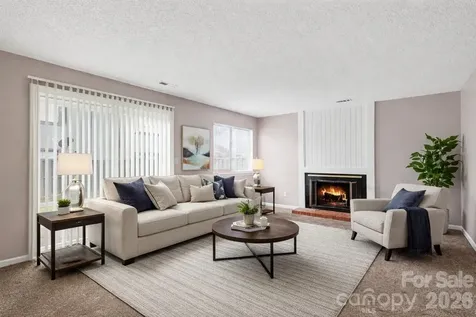 6107 Bent Tree Court Charlotte NC 28212