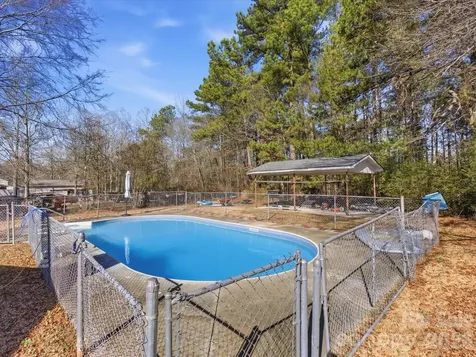 2694 Pineview Drive Lancaster SC 29720